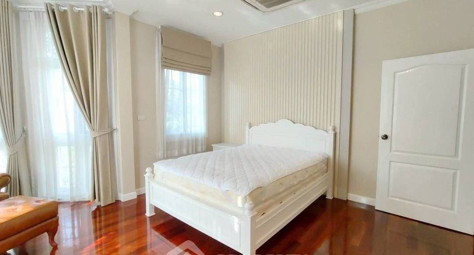 Haus zur Miete mit 4 Zimmer in Bang Na, Bangkok