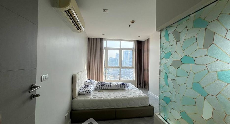 For rent 2 bedrooms condo in Ratchathewi, Bangkok