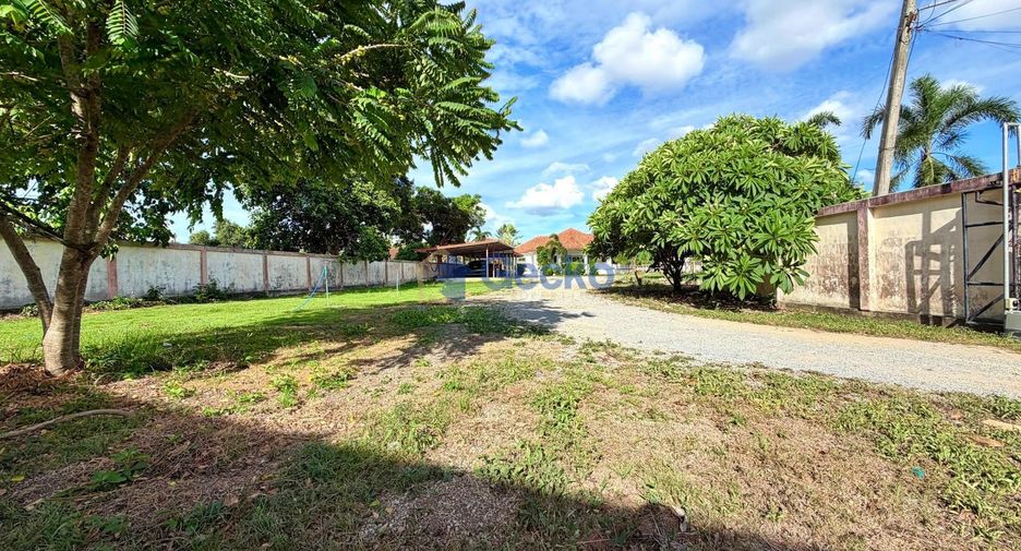 For sale 4 bedrooms house in Central Pattaya, Pattaya