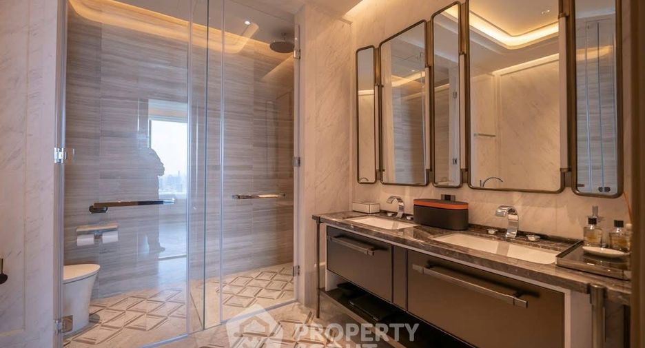 Condo en alquiler de 2 habitaciones en Pathum Wan, Bangkok