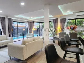 For rent and for sale 5 bedrooms house in Bang Lamung, Chonburi