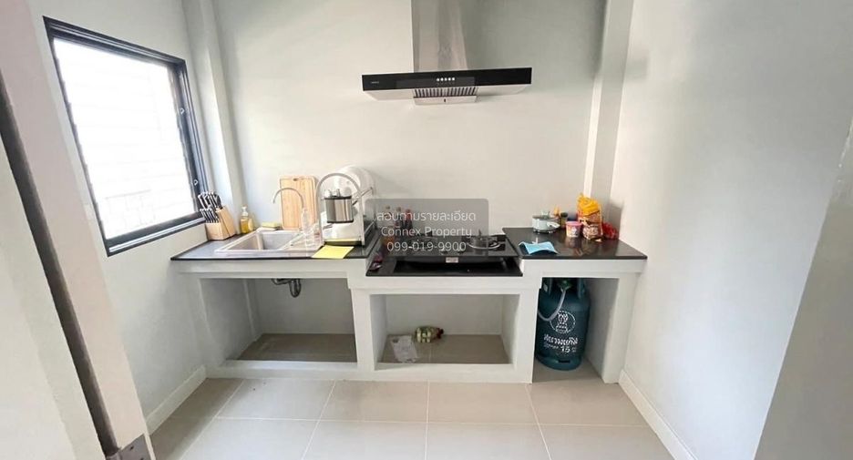 For rent 4 bedrooms house in Bang Phli, Samut Prakan