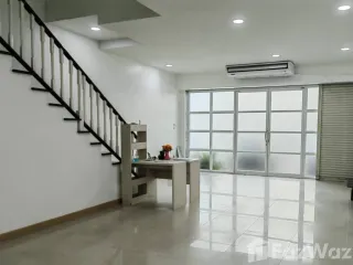 出租 办公室 在 Bang Na, 曼谷