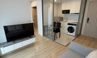 For rent 2 bedrooms condo in Bang Na, Bangkok