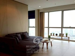 À louer 3 chambres condo à Sathon, Bangkok