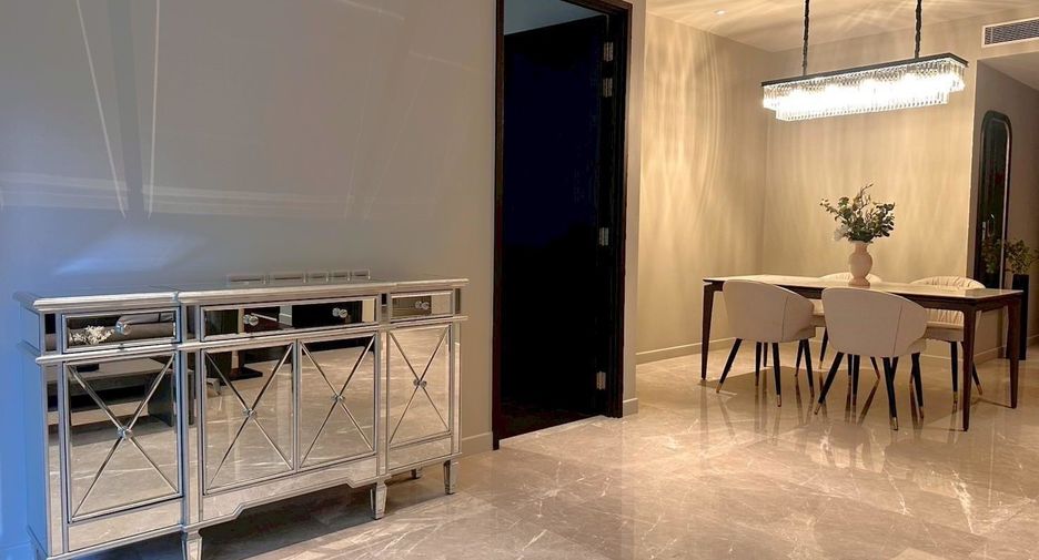Condo en alquiler de 2 habitaciones en Watthana, Bangkok