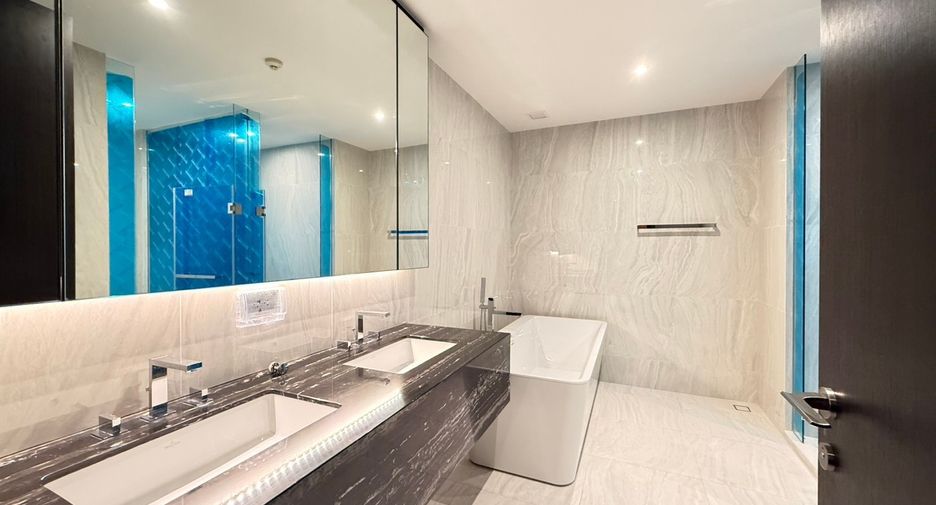 Condo en alquiler de 2 habitaciones en Watthana, Bangkok