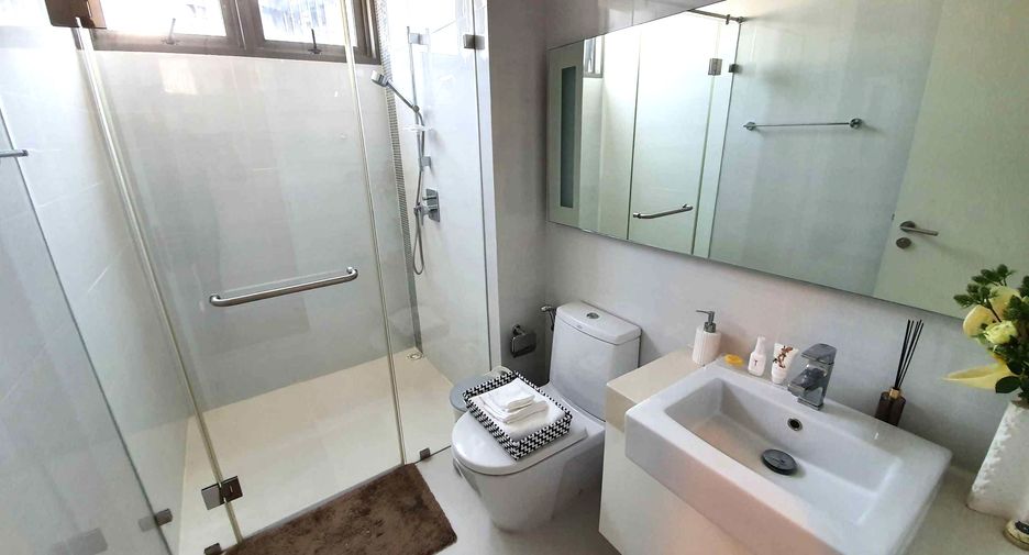 À louer 2 chambres condo à Sathon, Bangkok