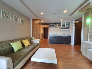 Condo en alquiler de 2 habitaciones en Khlong Toei, Bangkok