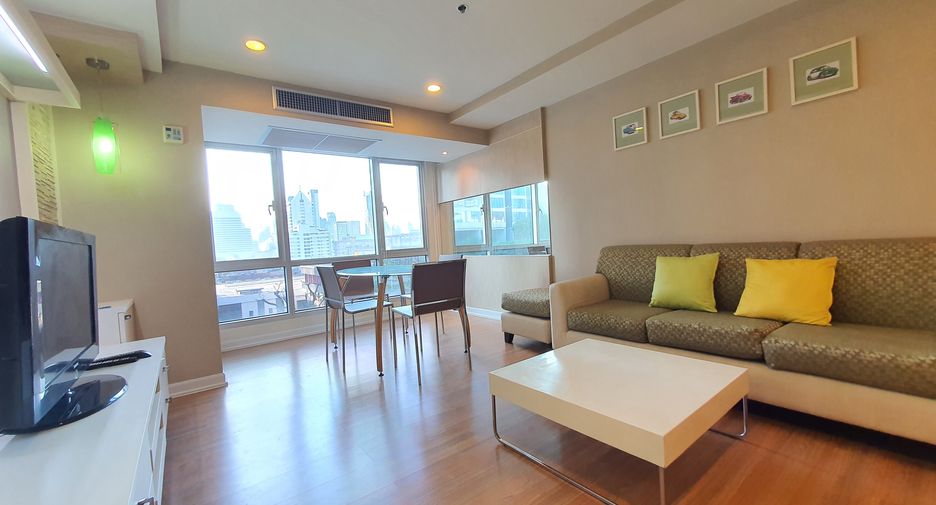 For rent 2 bedrooms condo in Khlong Toei, Bangkok