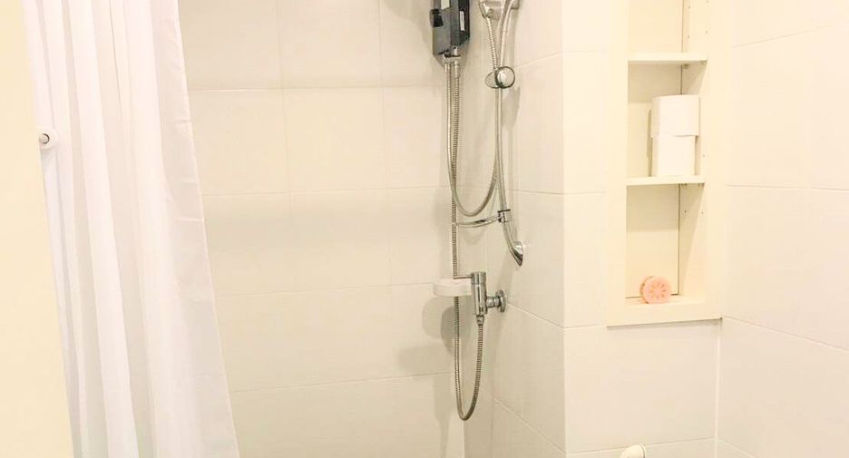 Wohnung zur Miete mit 2 Zimmer in Sathon, Bangkok
