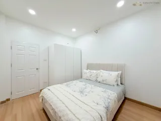 Reihenhaus zum Kauf mit 2 Zimmer in Bang Lamung, Chonburi