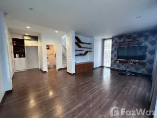 For sale 4 bedrooms house in Mueang Chiang Mai, Chiang Mai
