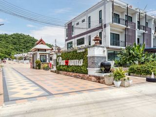 For sale 4 bedrooms house in Hua Hin, Prachuap Khiri Khan