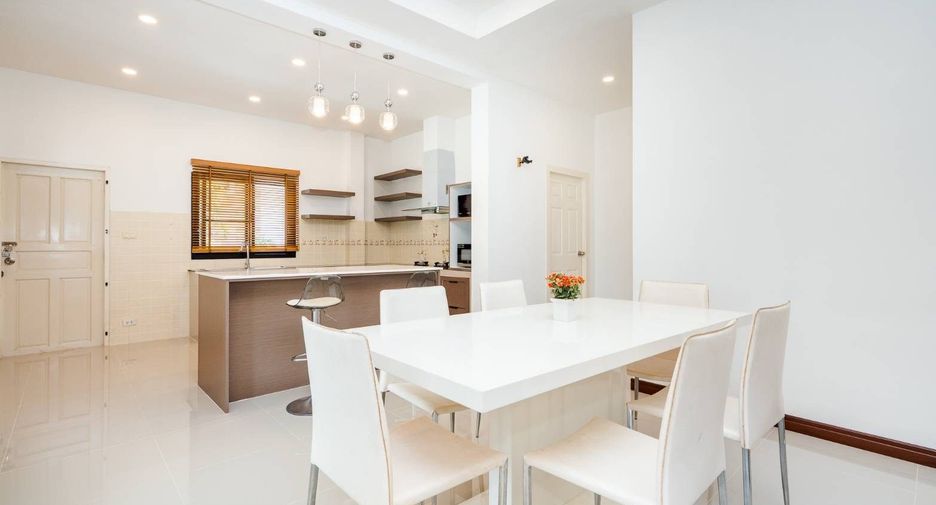 For sale 4 bedrooms house in Hua Hin, Prachuap Khiri Khan