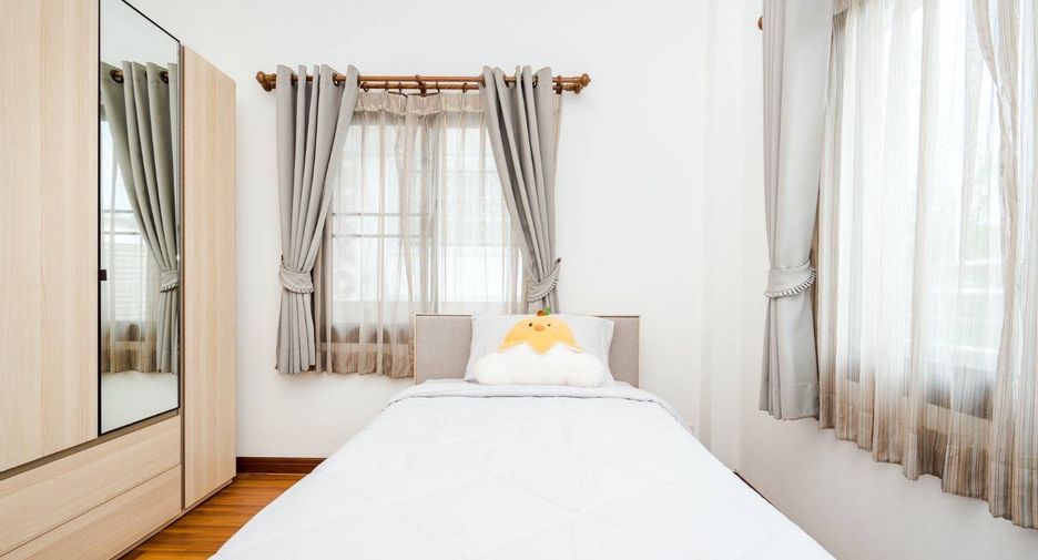 For sale 4 bedrooms house in Hua Hin, Prachuap Khiri Khan