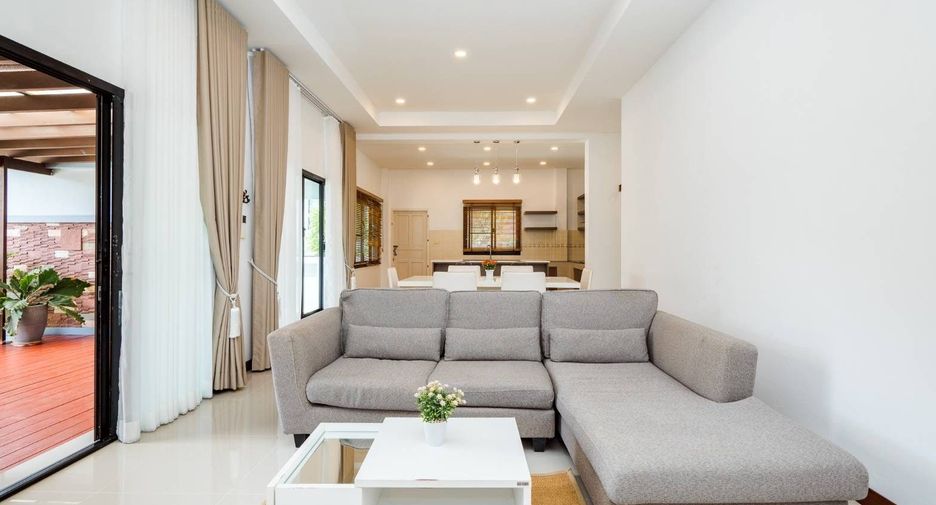 For sale 4 bedrooms house in Hua Hin, Prachuap Khiri Khan