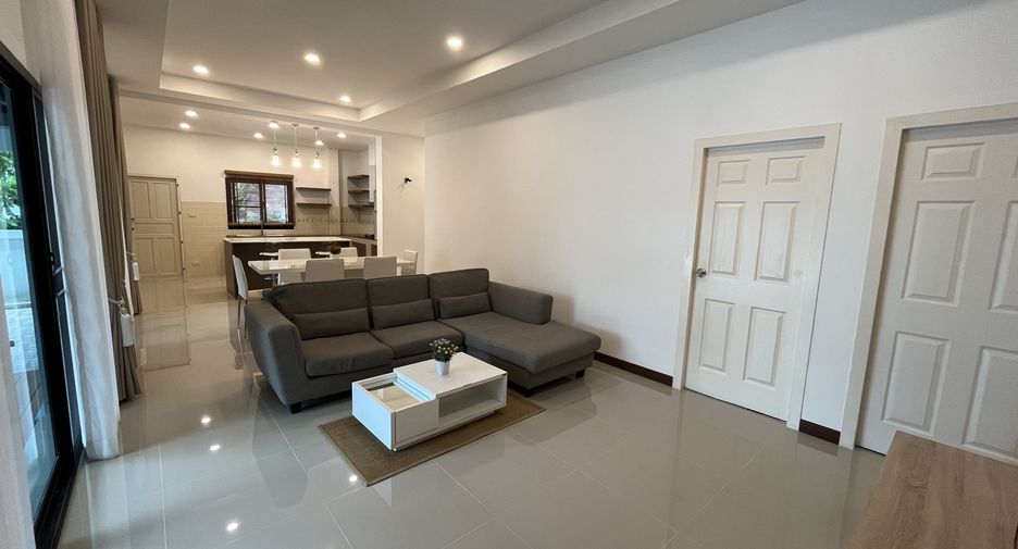 For sale 4 bedrooms house in Hua Hin, Prachuap Khiri Khan
