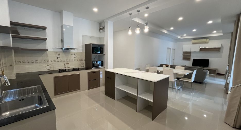For sale 4 bedrooms house in Hua Hin, Prachuap Khiri Khan