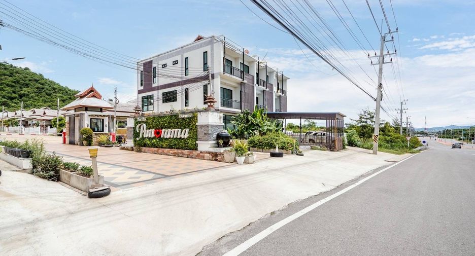 For sale 4 bedrooms house in Hua Hin, Prachuap Khiri Khan