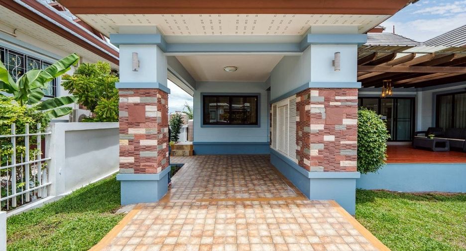 For sale 4 bedrooms house in Hua Hin, Prachuap Khiri Khan