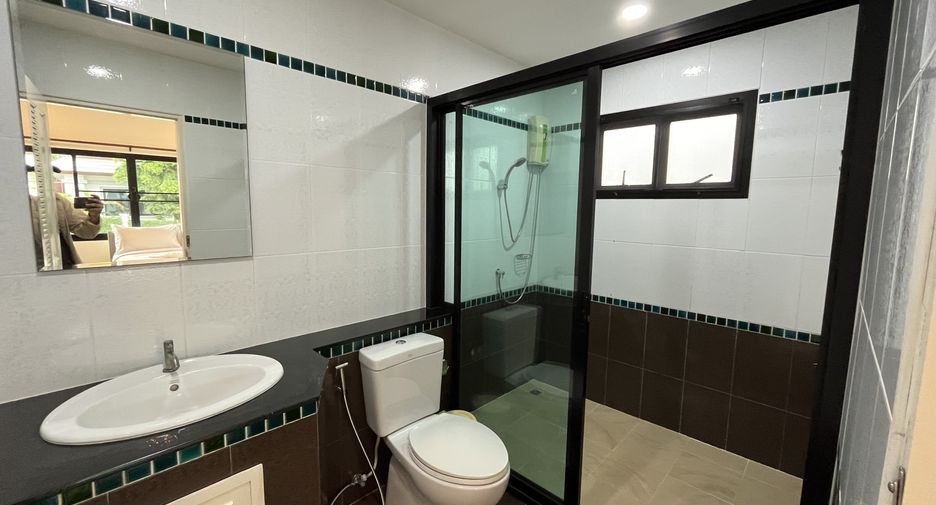 For sale 4 bedrooms house in Hua Hin, Prachuap Khiri Khan