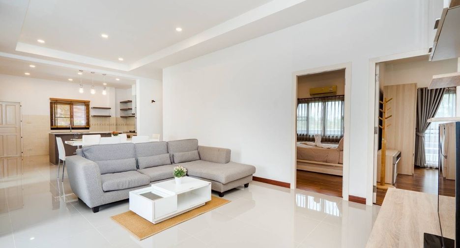 For sale 4 bedrooms house in Hua Hin, Prachuap Khiri Khan