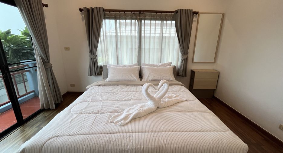 For sale 4 bedrooms house in Hua Hin, Prachuap Khiri Khan