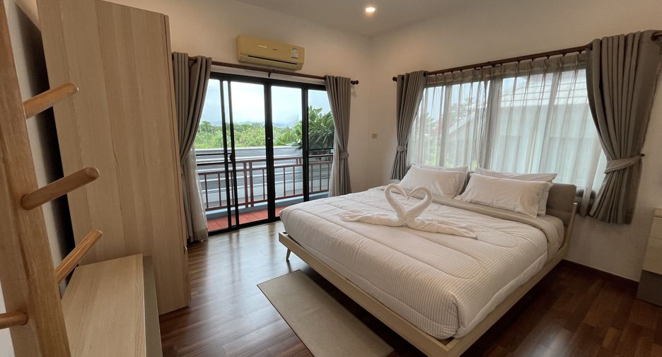 For sale 4 bedrooms house in Hua Hin, Prachuap Khiri Khan
