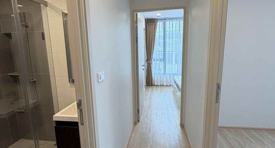 For rent 2 bedrooms condo in Bang Na, Bangkok