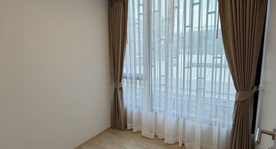 For rent 2 bedrooms condo in Bang Na, Bangkok