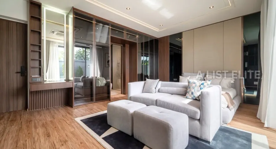 For sale 5 bedrooms house in East Pattaya, Pattaya