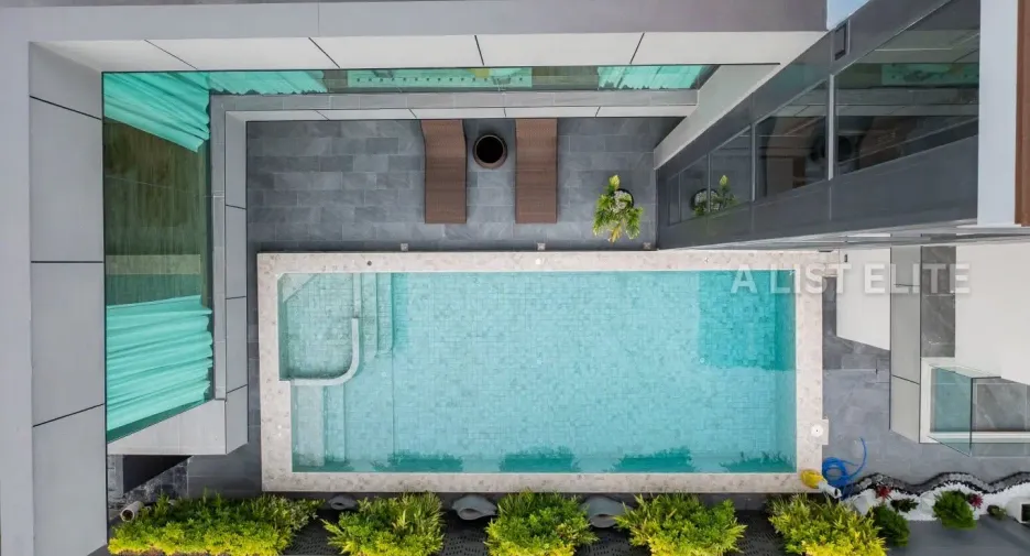 For sale 5 bedrooms house in East Pattaya, Pattaya