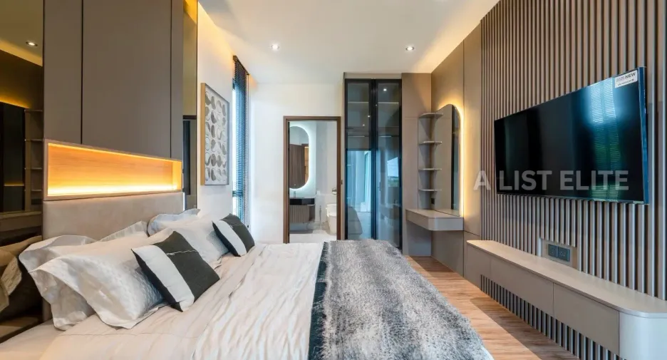 For sale 5 bedrooms house in East Pattaya, Pattaya
