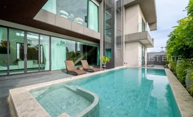 For sale 5 bedrooms house in East Pattaya, Pattaya