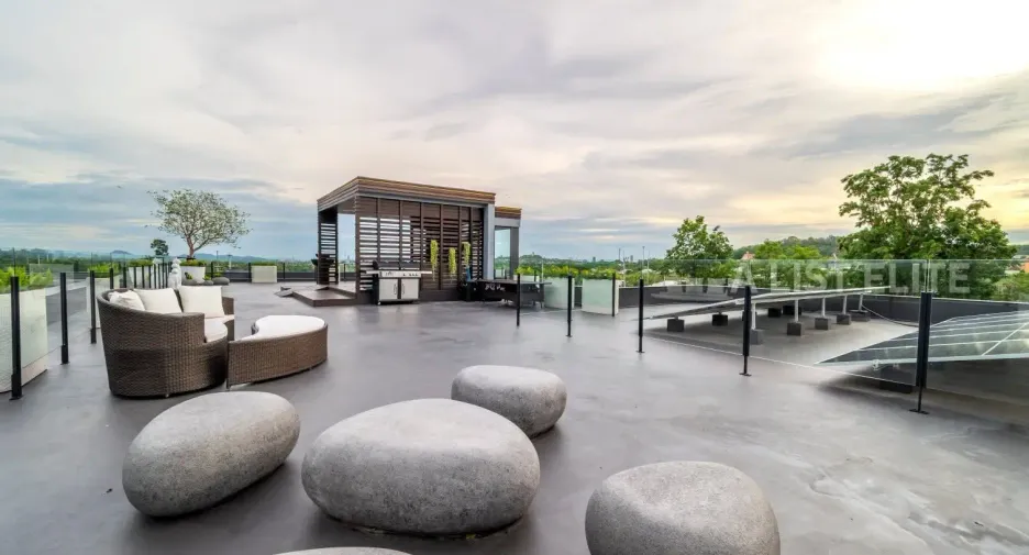 For sale 5 bedrooms house in East Pattaya, Pattaya