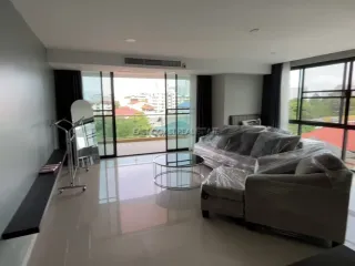 For sale 3 bedrooms condo in Bang Lamung, Chonburi