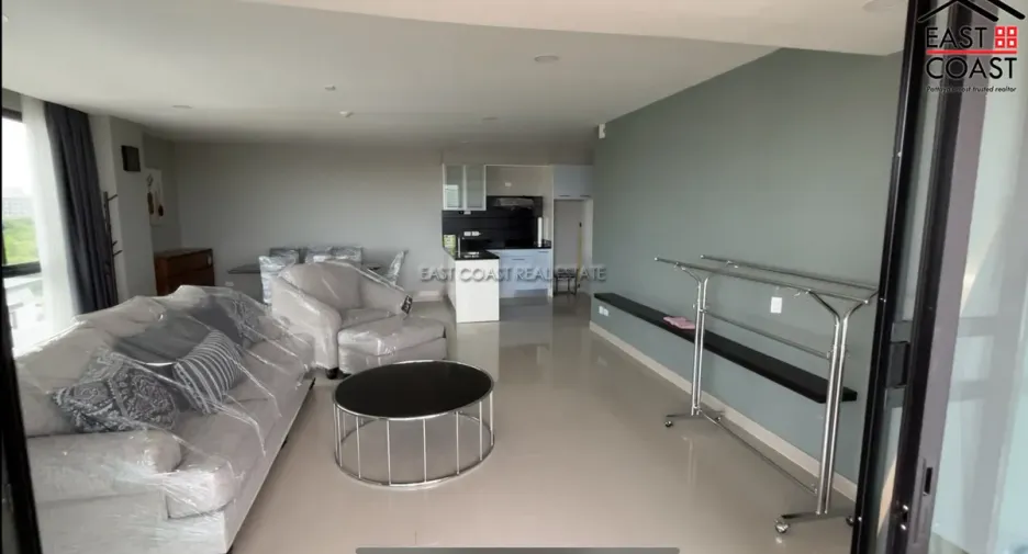 For sale 3 bedrooms condo in Jomtien, Pattaya