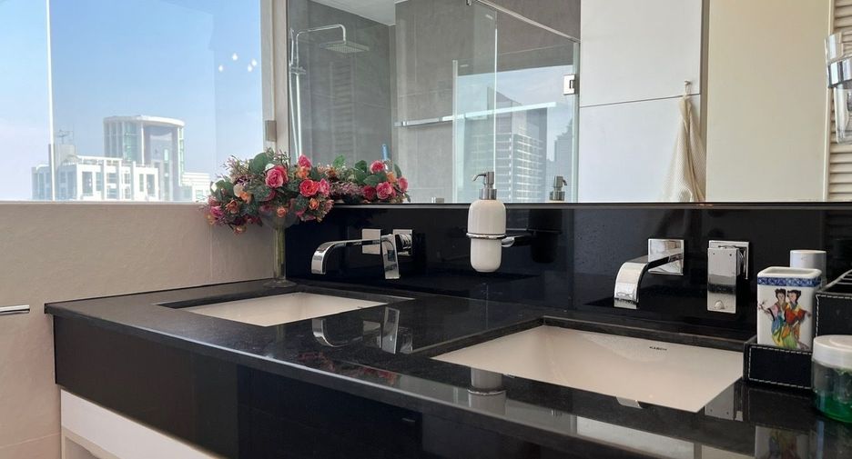 Wohnung zum Kauf mit 2 Zimmer in Khlong San, Bangkok