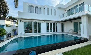 For sale 4 ベッドルーム villa in Jomtien, Pattaya