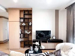 For sale 2 bedrooms condo in Mueang Samut Prakan, Samut Prakan