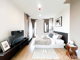 For sale 2 bedrooms condo in Mueang Samut Prakan, Samut Prakan