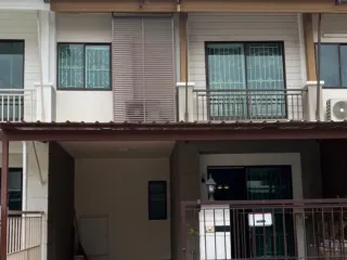 For sale and for rent 3 bedrooms townhouse in Suan Luang, Bangkok