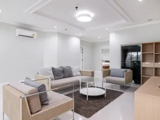For rent 3 ベッドルーム condo in Watthana, Bangkok