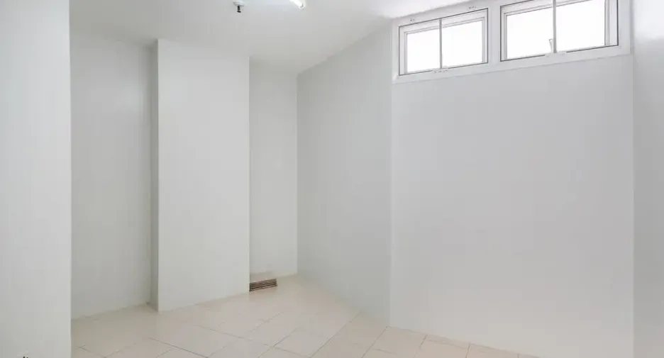 Condo en alquiler de 3 habitaciones en Watthana, Bangkok