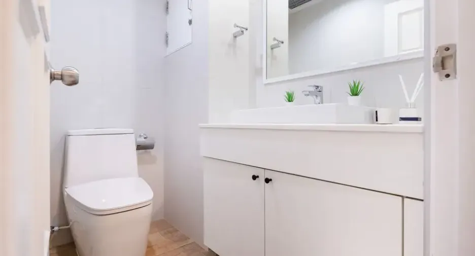 Condo en alquiler de 3 habitaciones en Watthana, Bangkok