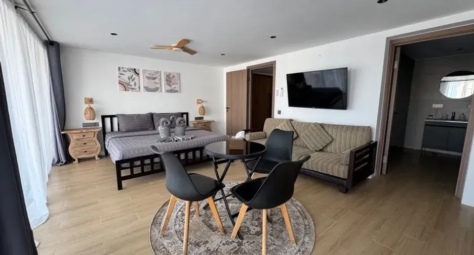 For sale and for rent 4 bedrooms villa in Ko Samui, Surat Thani