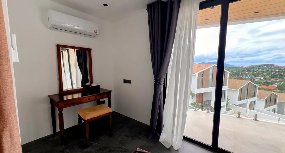 For sale and for rent 4 bedrooms villa in Ko Samui, Surat Thani