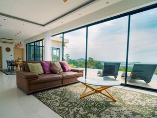 For sale and for rent 4 bedrooms villa in Ko Samui, Surat Thani