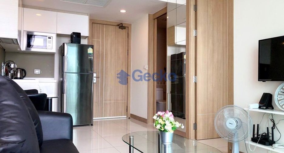 Condo en alquiler de 1 habitaciones en North Pattaya, Pattaya